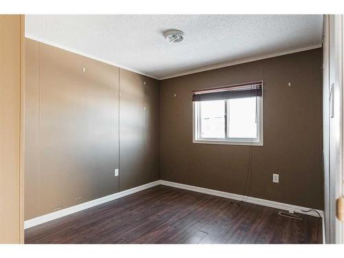 397 Cree Road, Fort Mcmurray, AB - Indoor Photo Showing Other Room