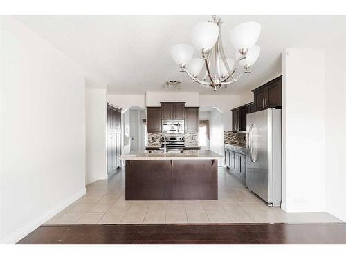 11-300 Sparrow Hawk Drive, Fort Mcmurray, AB - Indoor Photo Showing Kitchen