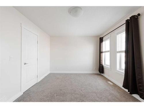 11-300 Sparrow Hawk Drive, Fort Mcmurray, AB - Indoor Photo Showing Other Room