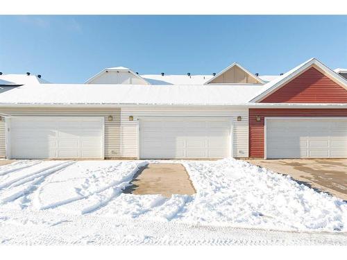 11-300 Sparrow Hawk Drive, Fort Mcmurray, AB - Outdoor