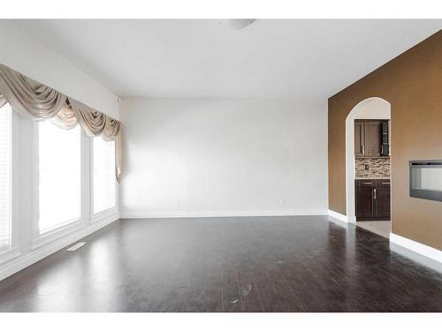 11-300 Sparrow Hawk Drive, Fort Mcmurray, AB - Indoor Photo Showing Other Room