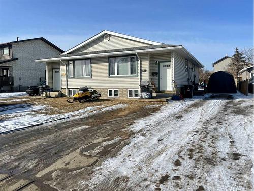 142 Wolverine Drive, Fort Mcmurray, AB - Outdoor