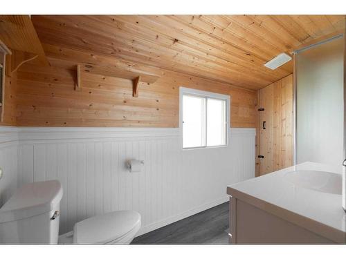 650017 Range Road 185, Rural Athabasca County, AB - Indoor Photo Showing Bathroom