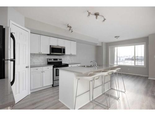 50-240 Laffont Way, Fort Mcmurray, AB - Indoor Photo Showing Kitchen