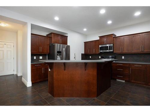 132 Woodpecker Way, Fort Mcmurray, AB - Indoor Photo Showing Kitchen