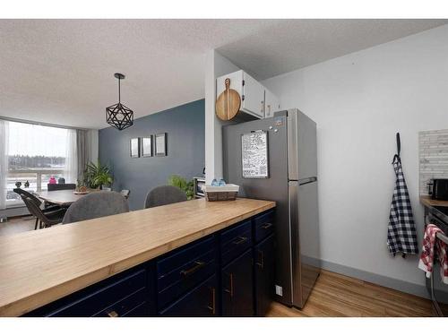 300-14921 Macdonald Drive, Fort Mcmurray, AB - Indoor