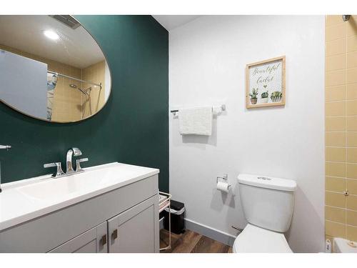 300-14921 Macdonald Drive, Fort Mcmurray, AB - Indoor Photo Showing Bathroom