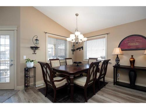 221 Paris Crescent Nw, Fort Mcmurray, AB - Indoor Photo Showing Dining Room