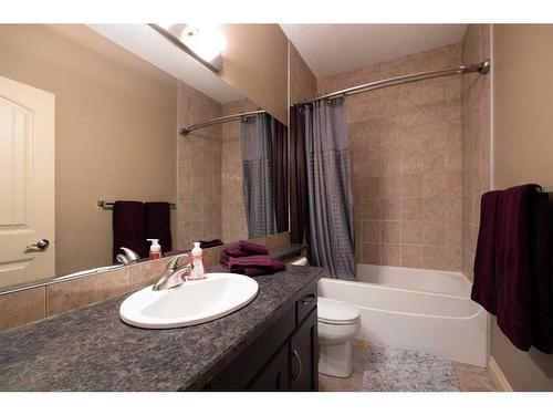 221 Paris Crescent Nw, Fort Mcmurray, AB - Indoor Photo Showing Bathroom