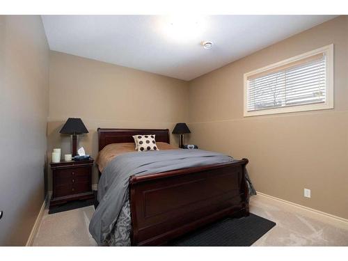 221 Paris Crescent Nw, Fort Mcmurray, AB - Indoor Photo Showing Bedroom