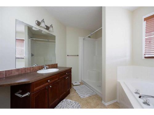 68-240 Laffont Way, Fort Mcmurray, AB - Indoor Photo Showing Bathroom