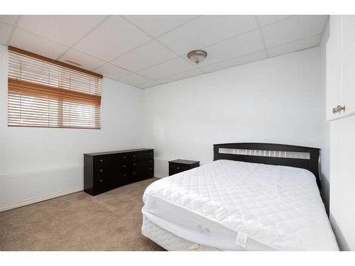 68-240 Laffont Way, Fort Mcmurray, AB - Indoor Photo Showing Bedroom