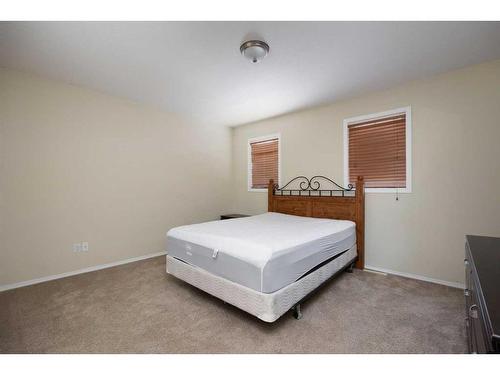 68-240 Laffont Way, Fort Mcmurray, AB - Indoor Photo Showing Bedroom