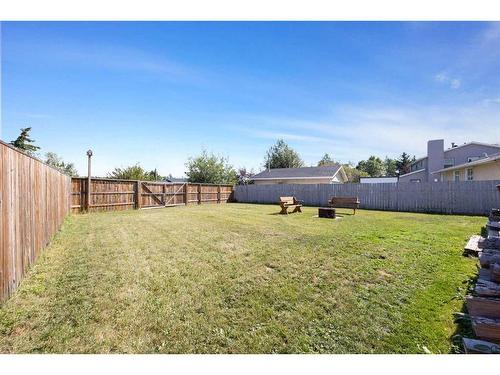 108 Piven Place, Fort Mcmurray, AB - Outdoor With Backyard