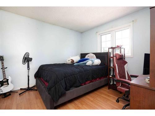 108 Piven Place, Fort Mcmurray, AB - Indoor Photo Showing Bedroom