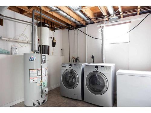 185 Ross Haven Drive, Fort Mcmurray, AB - Indoor Photo Showing Laundry Room