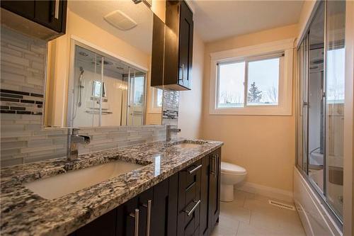 517 Beacon Hill Drive, Fort Mcmurray, AB - Indoor Photo Showing Bathroom