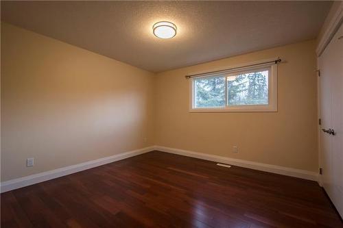 517 Beacon Hill Drive, Fort Mcmurray, AB - Indoor Photo Showing Other Room