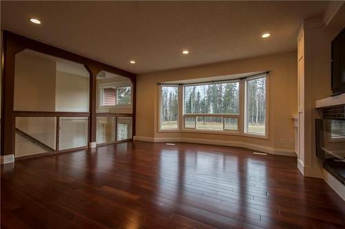 517 Beacon Hill Drive, Fort Mcmurray, AB - Indoor With Fireplace