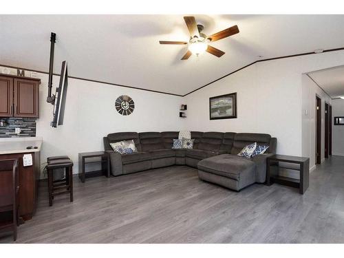 176 Greenbriar Bay, Fort Mcmurray, AB - Indoor Photo Showing Living Room