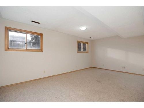 281 Beaton Place, Fort Mcmurray, AB - Indoor Photo Showing Other Room