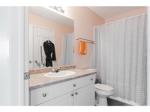 148 Kodiak Crescent, Fort Mcmurray, AB - Indoor Photo Showing Bathroom