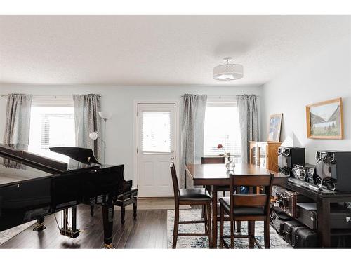 148 Kodiak Crescent, Fort Mcmurray, AB - Indoor Photo Showing Dining Room