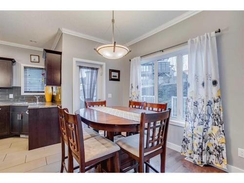 423 Killdeer Way, Fort Mcmurray, AB - Indoor Photo Showing Dining Room