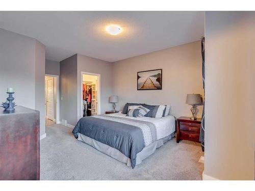 423 Killdeer Way, Fort Mcmurray, AB - Indoor Photo Showing Bedroom