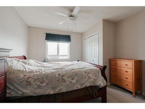 221 Sitka Drive, Fort Mcmurray, AB - Indoor Photo Showing Bedroom