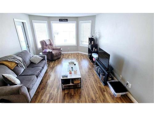 203-10220 101 Street, Lac La Biche, AB - Indoor Photo Showing Living Room