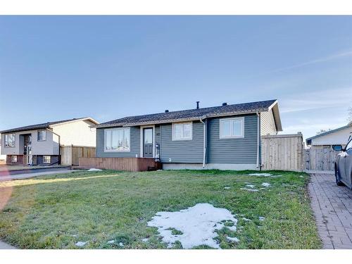 105 Silvertip Place, Fort Mcmurray, AB - Outdoor