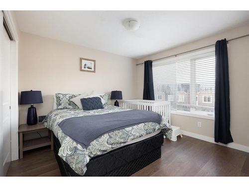 10-141 Fontaine Crescent, Fort Mcmurray, AB - Indoor Photo Showing Bedroom