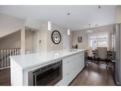 10-141 Fontaine Crescent, Fort Mcmurray, AB - Indoor Photo Showing Kitchen