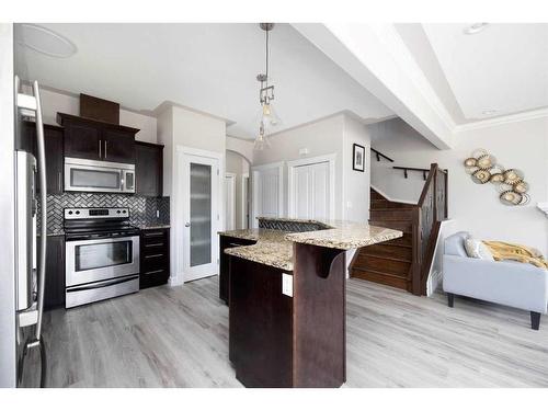 231 Merganser Crescent, Fort Mcmurray, AB - Indoor Photo Showing Kitchen With Stainless Steel Kitchen With Upgraded Kitchen