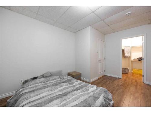 194 Pacific Crescent, Fort Mcmurray, AB - Indoor Photo Showing Bedroom