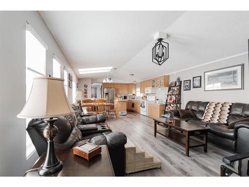 224 Cree Road, Fort Mcmurray, AB - Indoor Photo Showing Living Room