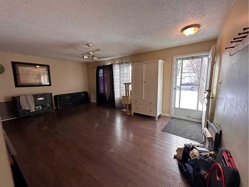 3 Rae Crescent, Fort Mcmurray, AB - Indoor