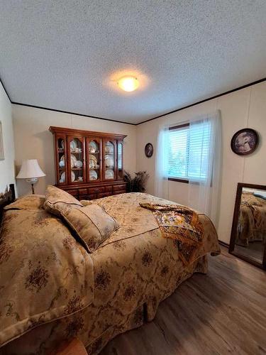 529-13221 Twp Rd 680, Rural Lac La Biche County, AB - Indoor Photo Showing Bedroom