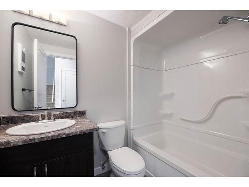 156 Chestnut Way, Fort Mcmurray, AB - Indoor Photo Showing Bathroom