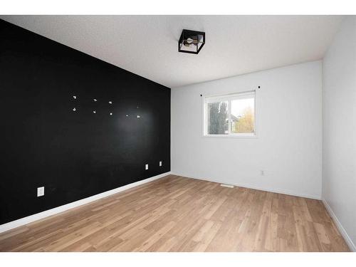 100 Bruin Bay, Fort Mcmurray, AB - Indoor Photo Showing Other Room