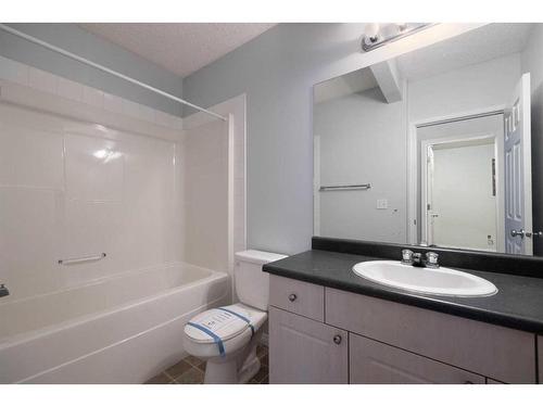 100 Bruin Bay, Fort Mcmurray, AB - Indoor Photo Showing Bathroom