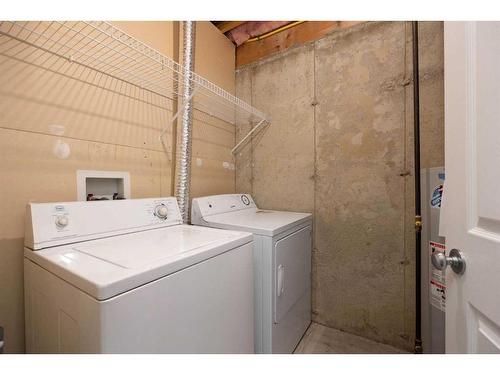 100 Bruin Bay, Fort Mcmurray, AB - Indoor Photo Showing Laundry Room