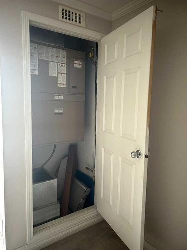 207-253 Gregoire Drive, Fort Mcmurray, AB - Indoor Photo Showing Other Room