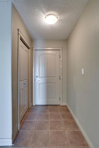 607-8535 Clearwater Drive, Fort Mcmurray, AB - Indoor Photo Showing Other Room