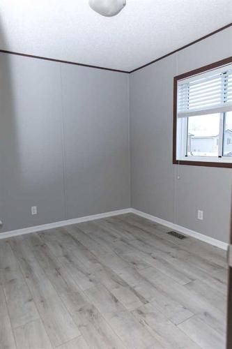 209 Greely Road, Fort Mcmurray, AB - Indoor Photo Showing Other Room