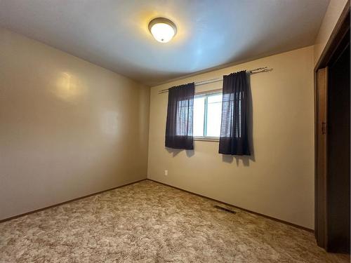 601-67061 Mission Road, Lac La Biche, AB - Indoor Photo Showing Other Room