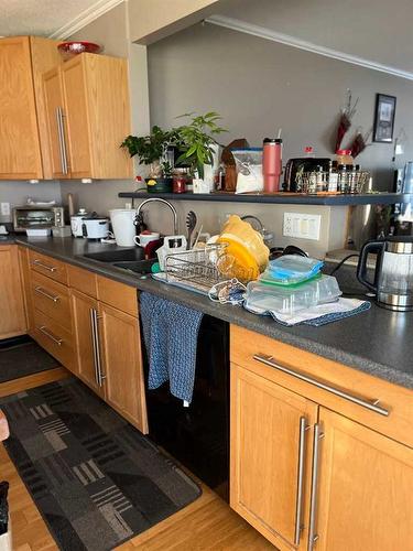 9119 100 Street, Lac La Biche, AB - Indoor Photo Showing Kitchen