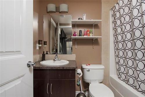 36-180 Riverstone Ridge, Fort Mcmurray, AB - Indoor Photo Showing Bathroom