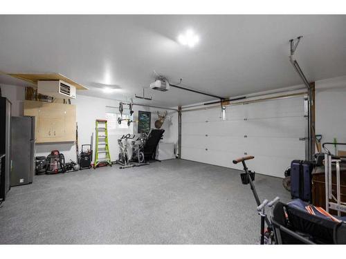 7103 Bulyea Avenue, Fort Mcmurray, AB - Indoor Photo Showing Garage